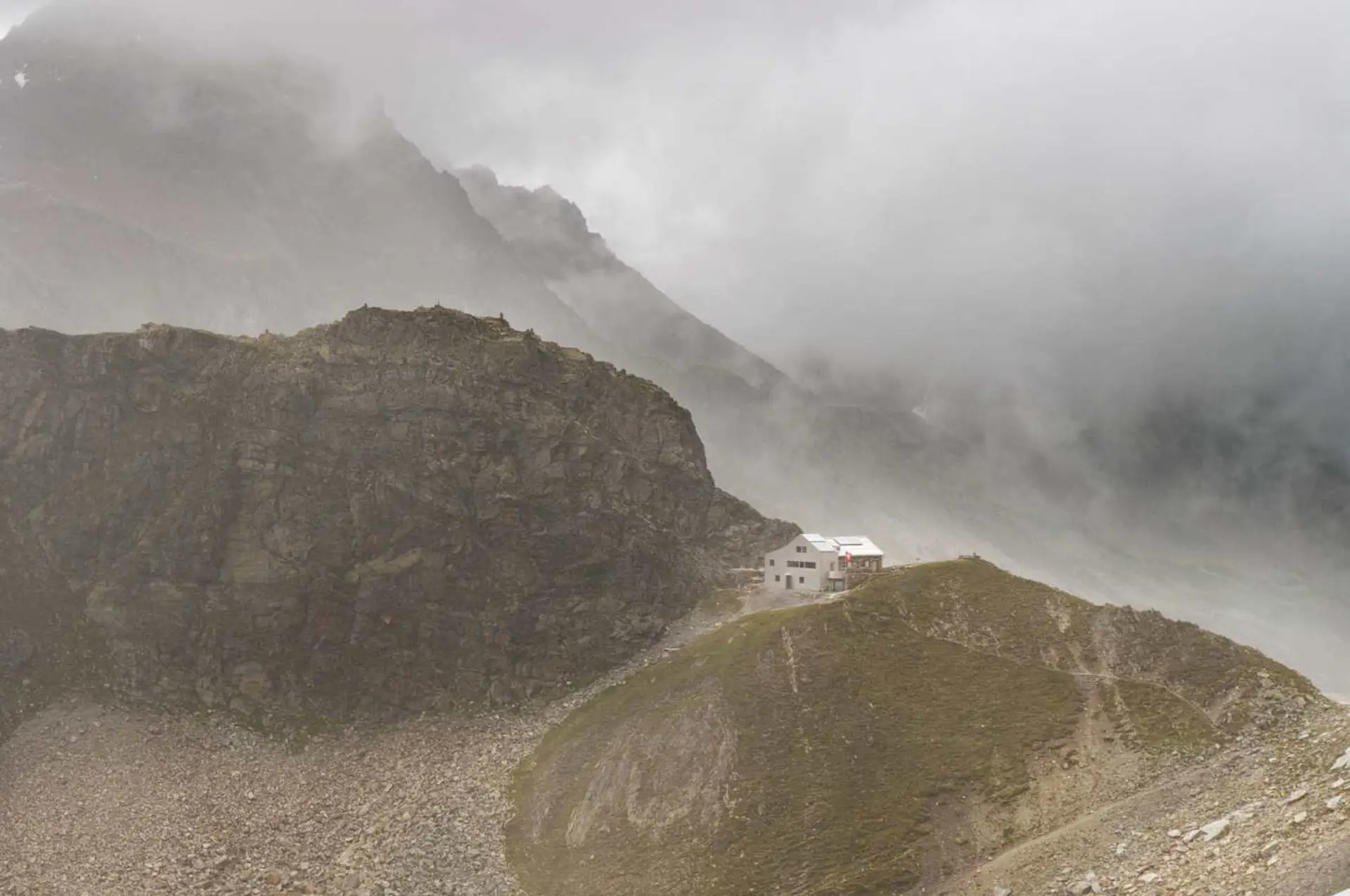 04_Umbau_SAC Medelserhütte Val Medel Curaglia